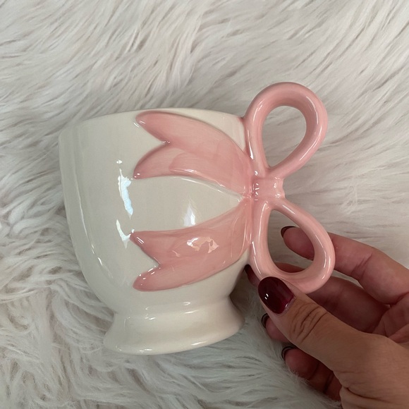 🎀 Bow Mugs | Christmas | Pink & Red | Set of 2 - Picture 5 of 9